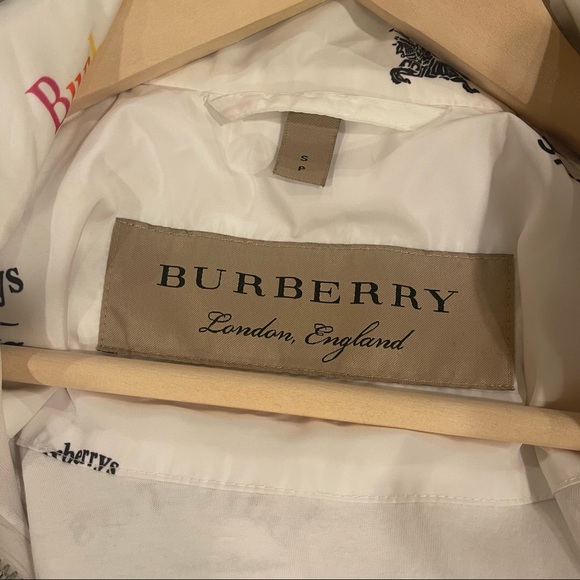 Burberry windbreaker jacket for women - Picture 4 of 6